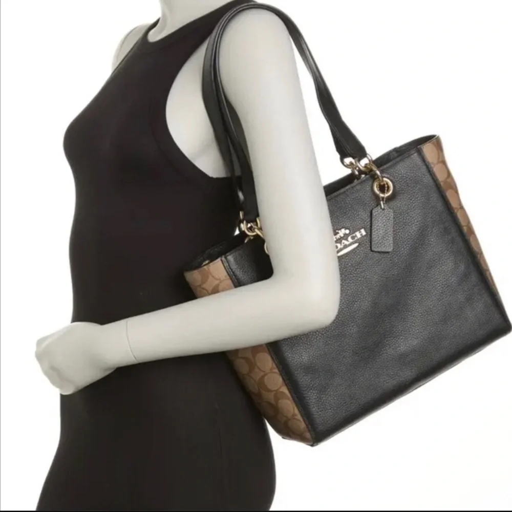 COACH Signature Jess Leather Tote - Picture 3 of 3